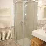 Alojamento de Acomodação e Pequeno-almoço Incentro Porto Cesareo