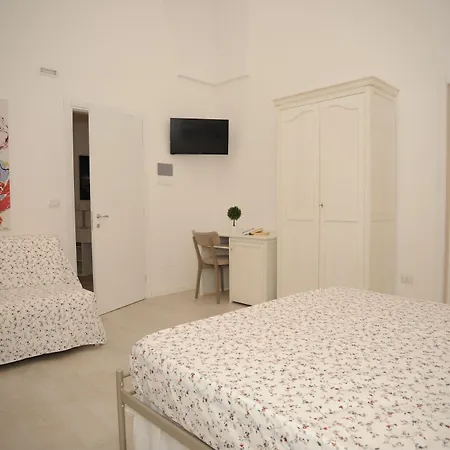 Oda ve Kahvaltı Incentro